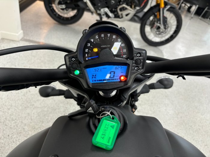 2025 Kawasaki VULCAN S Black
