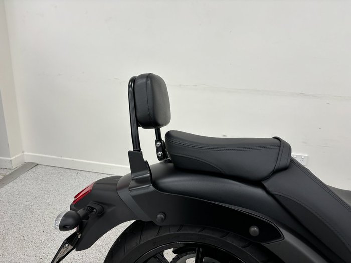 2025 Kawasaki VULCAN S Black