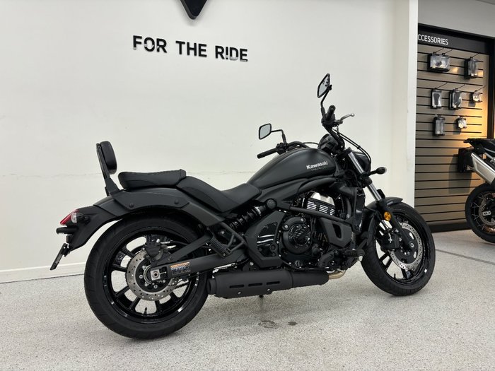 2025 Kawasaki VULCAN S Black