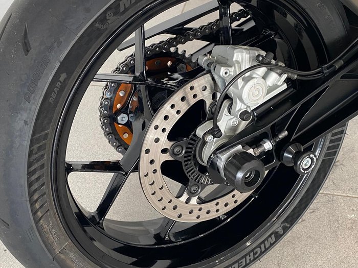 2014 KTM 690 Duke R Duke White