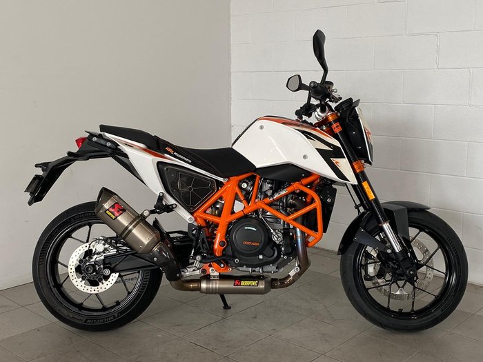 2014 KTM 690 Duke R Duke White