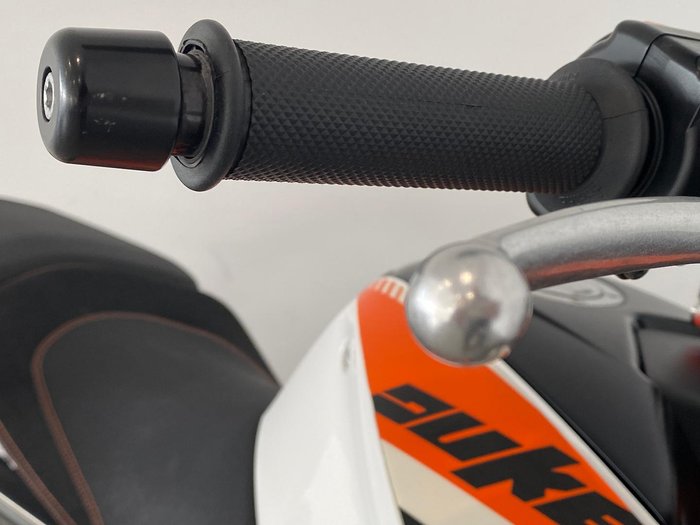 2014 KTM 690 Duke R Duke White