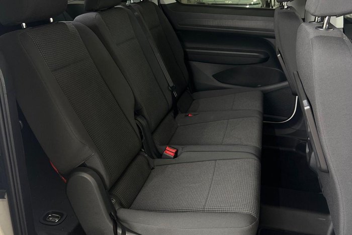 2022 Volkswagen Caddy TSI220