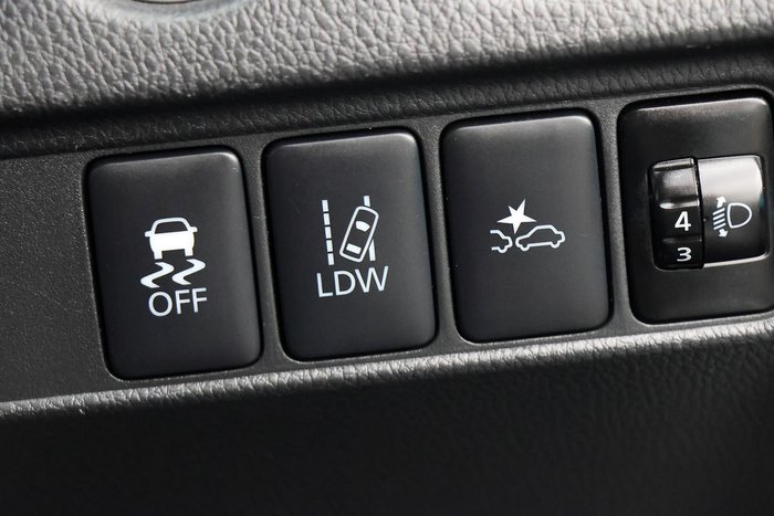 2022 Mitsubishi Triton GLS MR MY22.5 4X4 Dual Range White