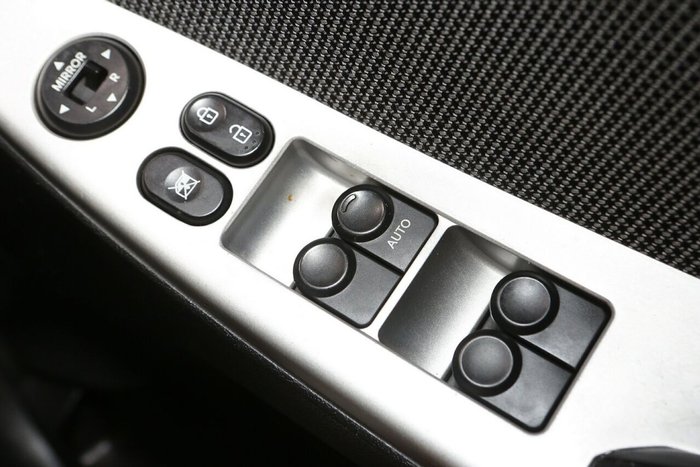 2012 Hyundai Accent Active