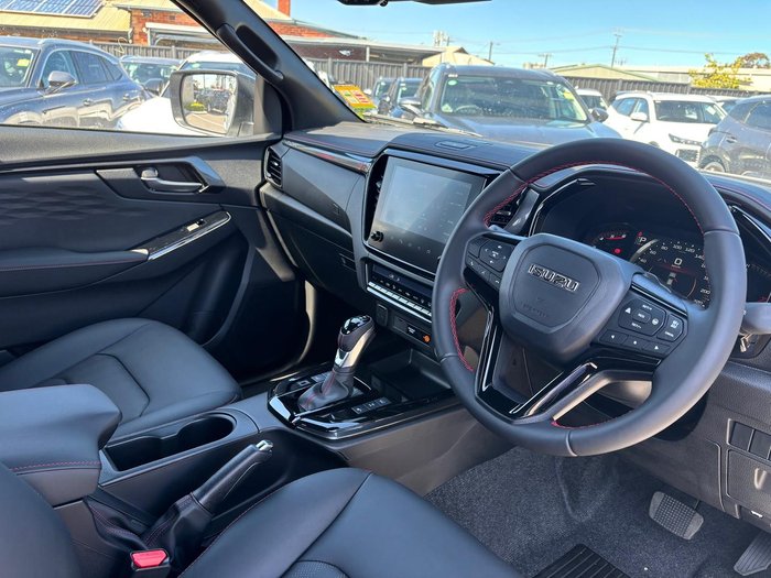 2025 Isuzu D-MAX X-TERRAIN MY24 4X4 Dual Range Magnetic Red