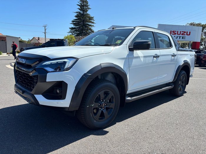2025 Isuzu D-MAX X-TERRAIN MY24 4X4 Dual Range Mineral White