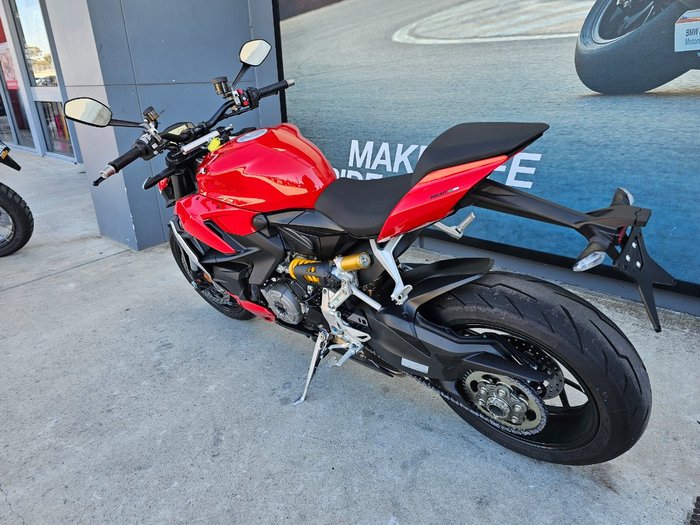 2024 DUCATI STREETFIGHTER V2 Red