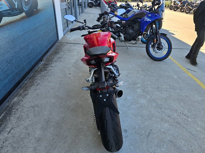 2024 DUCATI STREETFIGHTER V2 Red