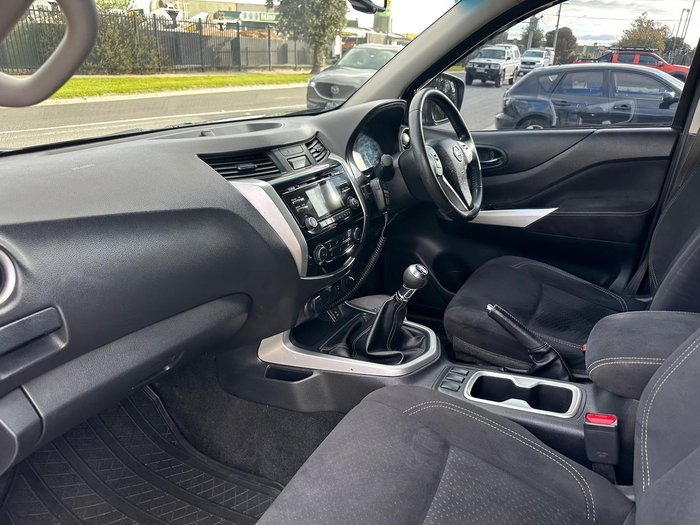 2015 Nissan Navara ST D23 4X4 Dual Range Cosmic Black