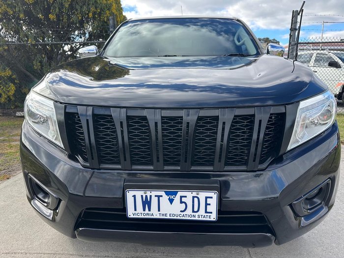 2015 Nissan Navara ST D23 4X4 Dual Range Cosmic Black