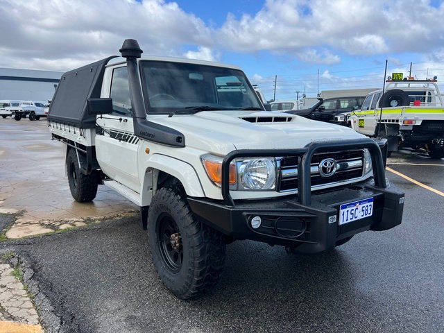 2022 Toyota Landcruiser Military