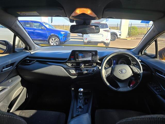 2018 TOYOTA C-HR