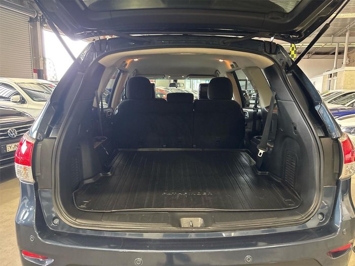 2013 Nissan Pathfinder ST