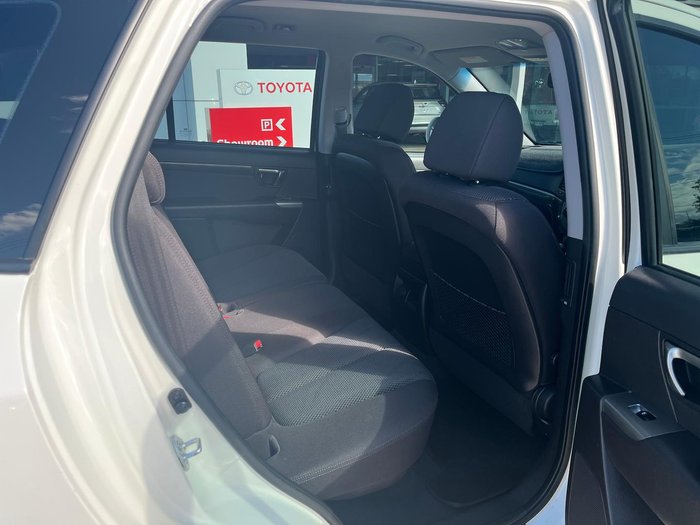 2011 Hyundai Santa Fe SLX CM MY11 4X4 On Demand Vanilla White