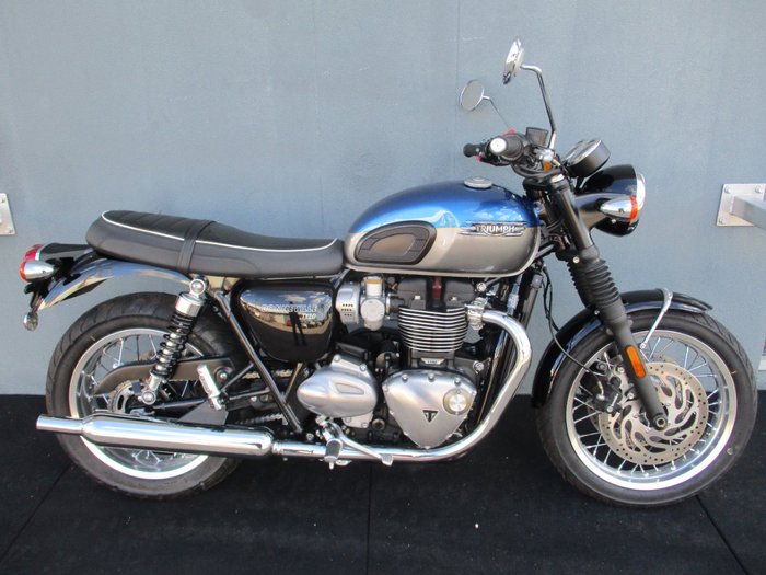 2022 Triumph BONNEVILLE T120 BLUE