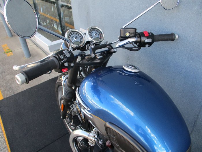 2022 Triumph BONNEVILLE T120 BLUE