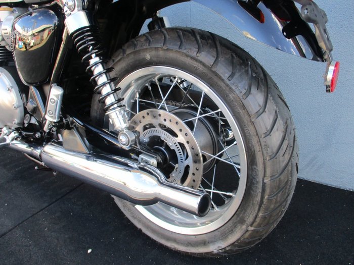 2022 Triumph BONNEVILLE T120 BLUE