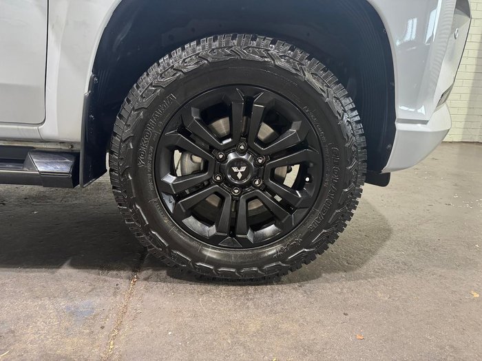2022 Mitsubishi Triton GSR MR MY22 4X4 Dual Range White Diamond with Black Roof