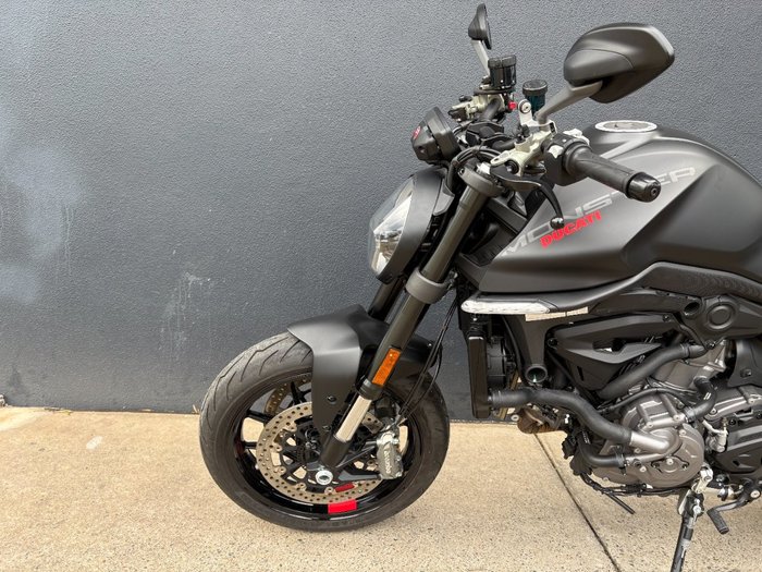2023 DUCATI MONSTER + BLACK