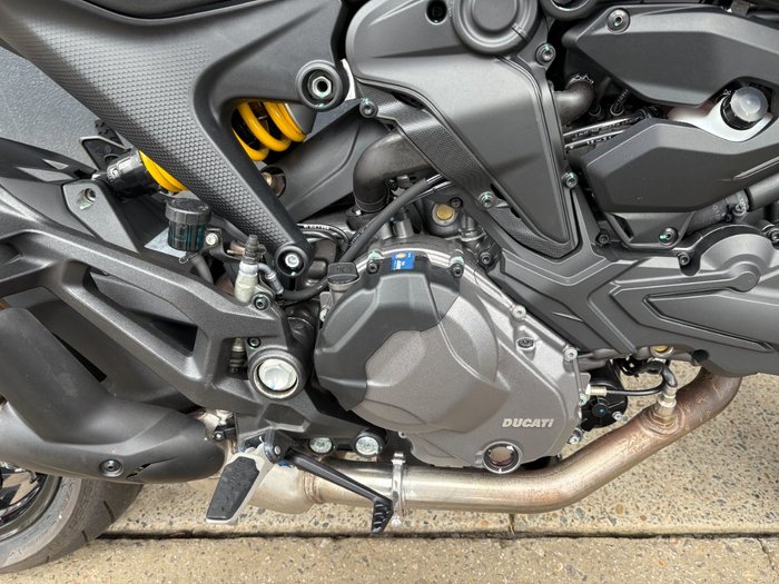 2023 DUCATI MONSTER + BLACK