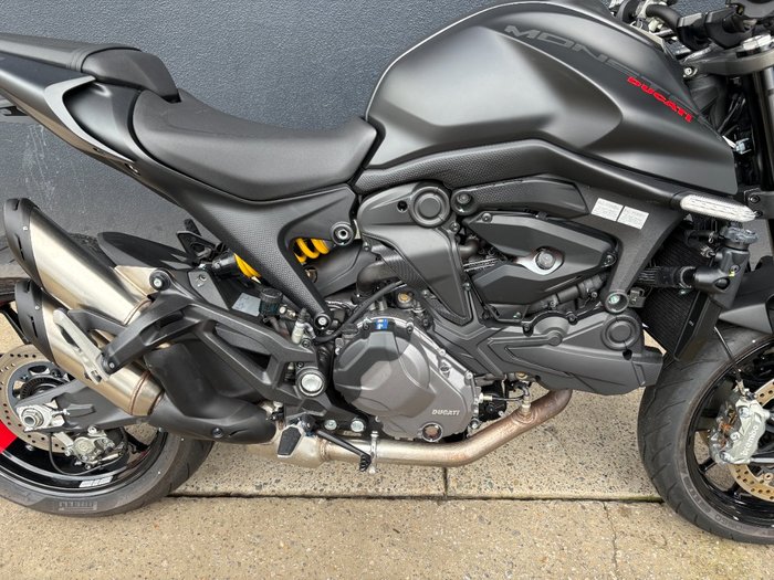 2023 DUCATI MONSTER + BLACK
