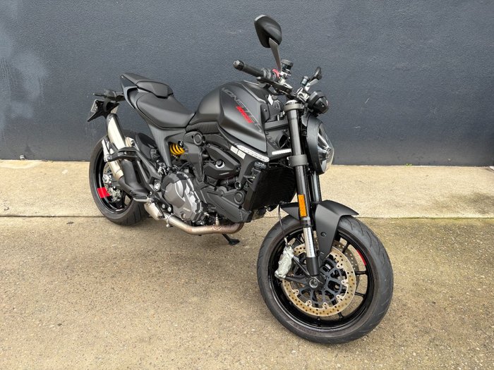 2023 DUCATI MONSTER + BLACK