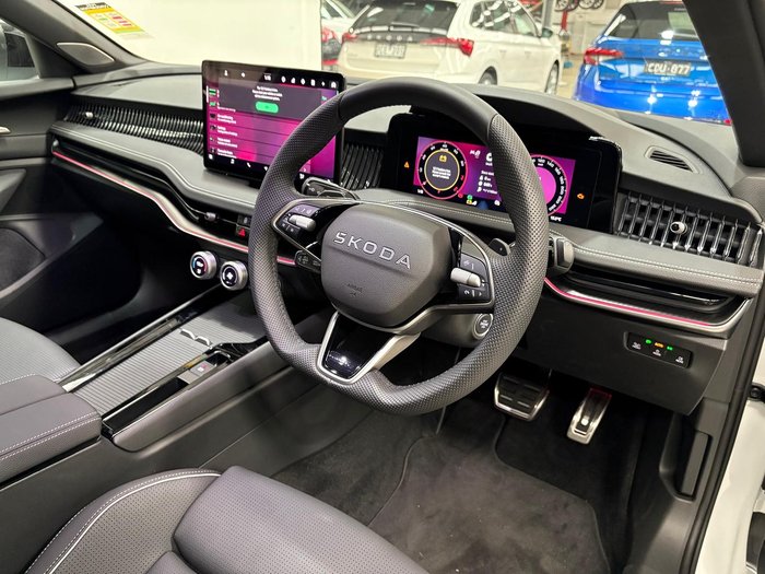 2025 SKODA Superb 195TSI Sportline