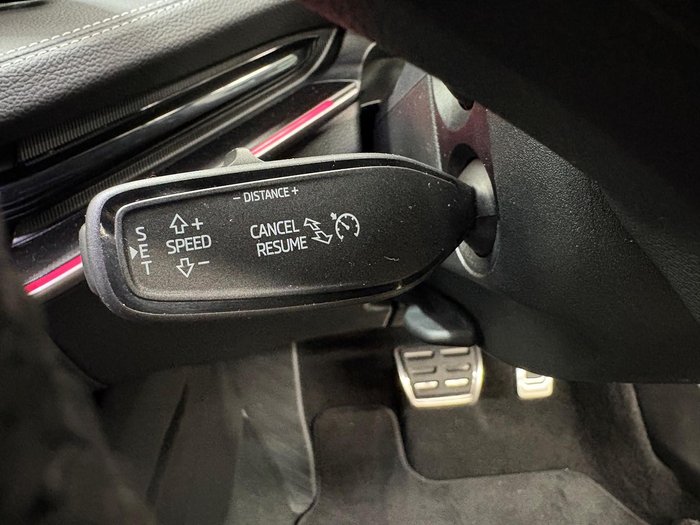 2025 SKODA Superb 195TSI Sportline