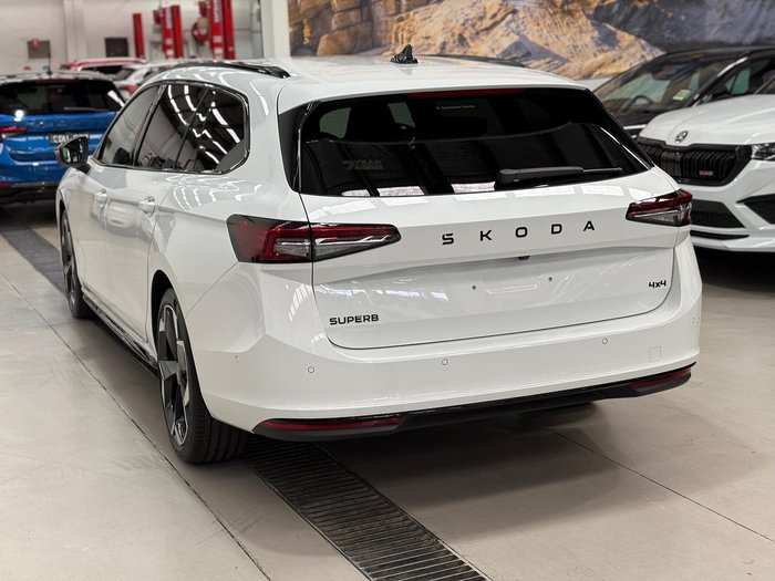 2025 SKODA Superb 195TSI Sportline