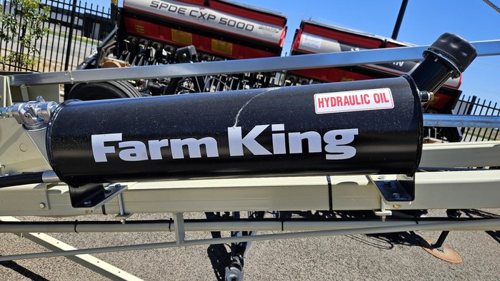 2025 Farm King 1061 Red