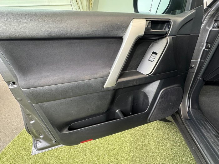 2017 Toyota Landcruiser Prado GX
