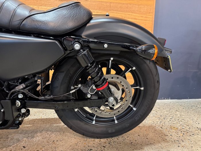 2017 Harley-davidson XL883 IRON 883 Black