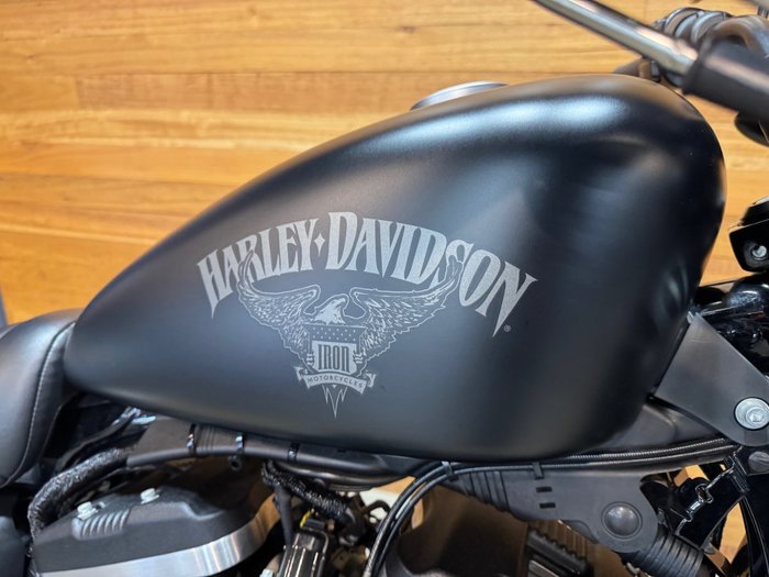 2017 Harley-davidson XL883 IRON 883 Black