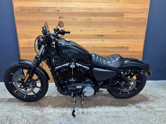 2017 Harley-davidson XL883 IRON 883 Black