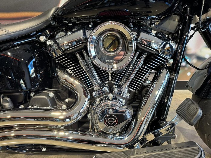 2025 Harley-Davidson Fat Boy 117 (FLFB) Softail Black