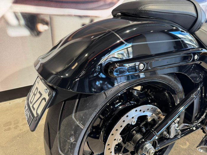 2025 Harley-Davidson Fat Boy 117 (FLFB) Softail Black