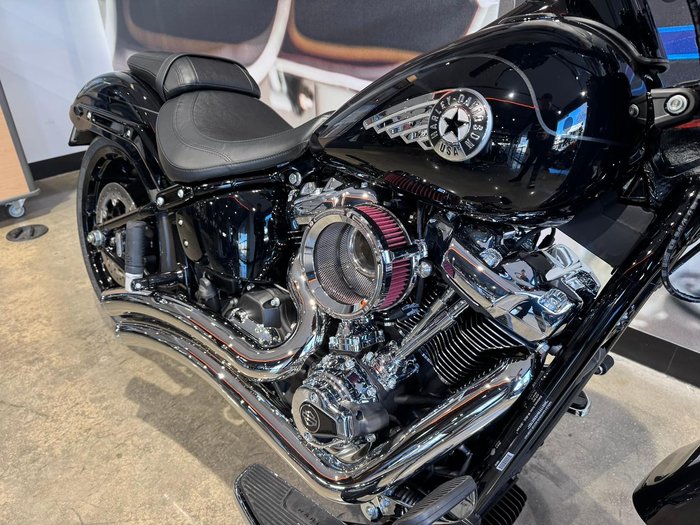 2025 Harley-Davidson Fat Boy 117 (FLFB) Softail Black