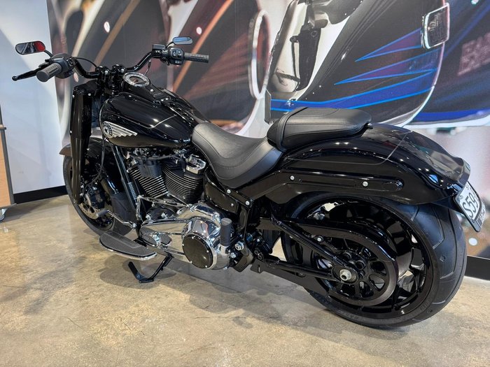 2025 Harley-Davidson Fat Boy 117 (FLFB) Softail Black