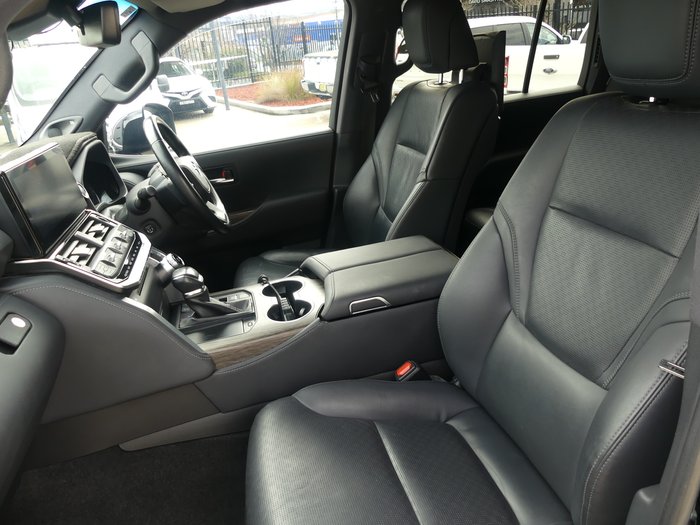 2021 Toyota Landcruiser