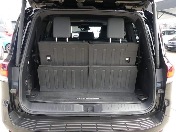 2021 Toyota Landcruiser