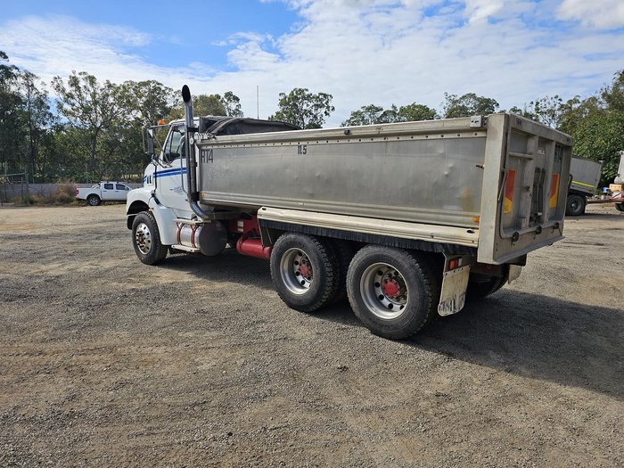 2004 Sterling 7500 White
