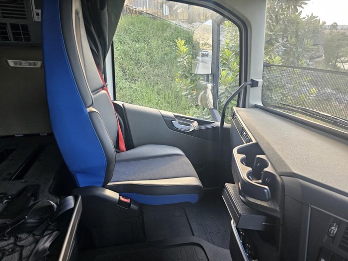 2022 Volvo Fh540 Globetrotter White