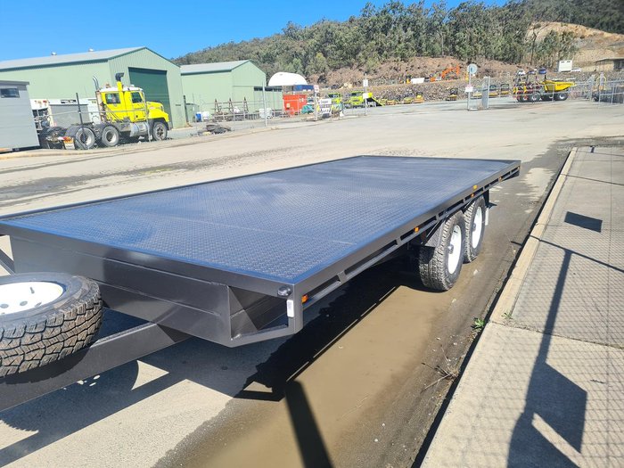 2024 McNeill 6M By 2.5M Flat Deck