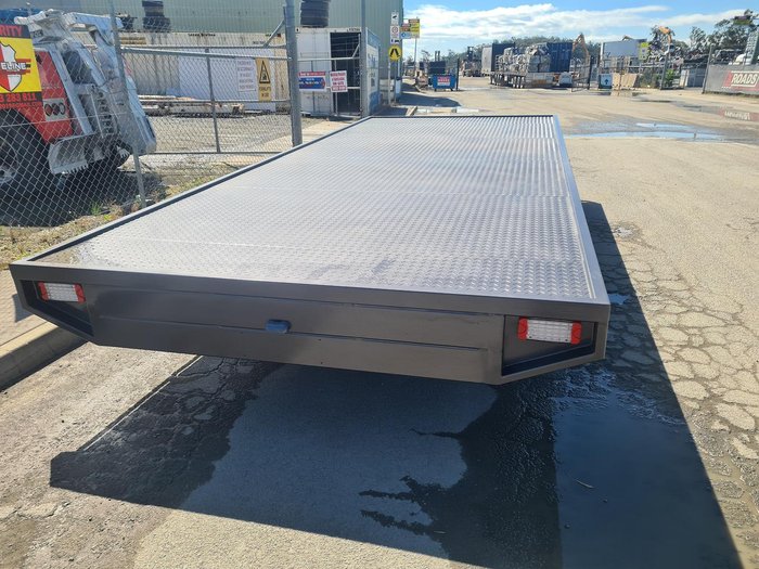 2024 McNeill 6M By 2.5M Flat Deck