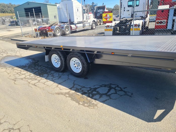 2024 McNeill 6M By 2.5M Flat Deck