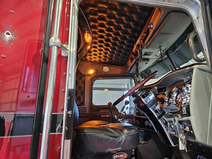 2007 Kenworth T400 Series T404