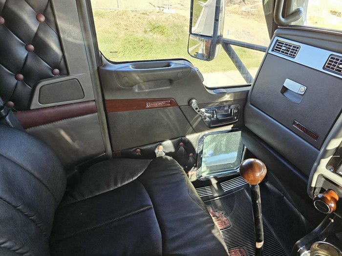 2007 Kenworth T400 Series T404