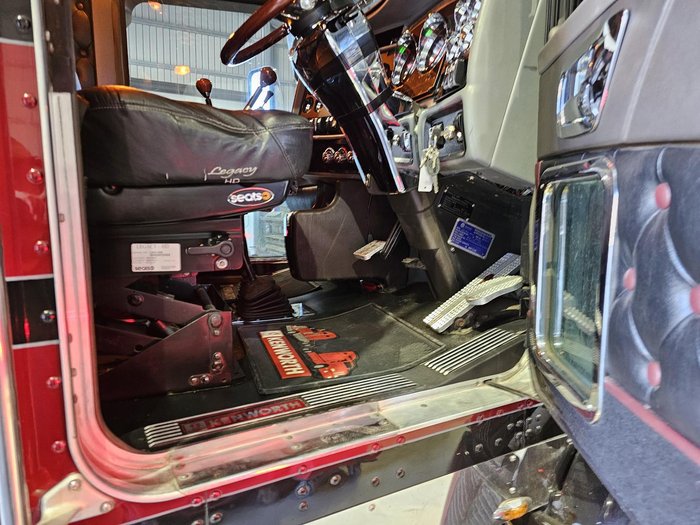 2007 Kenworth T400 Series T404