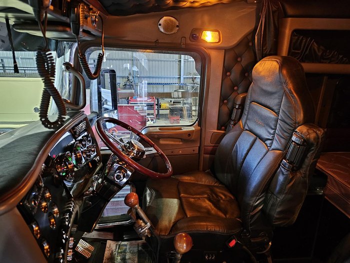 2007 Kenworth T400 Series T404